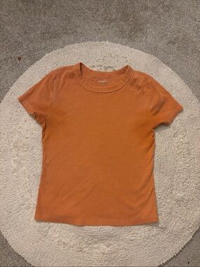 Old navy ribbed crew neck